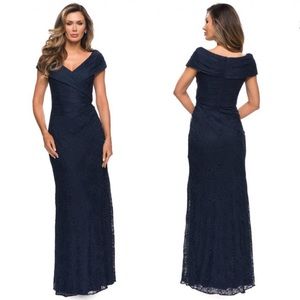 La Femme Portrait Neck Lace Gown Maxi Dress 27982 in Navy Blue Size 14 NWT
